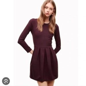 Aritzia Wilfred Tartine Dress Fit And Flare Pleated Burgundy Dress Size Xs
